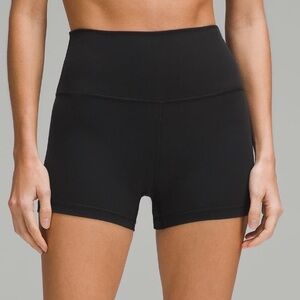 Lulu Align high rise 4” short